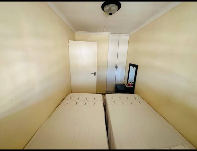 1.5 BEDROOM APARTMENT FOR SALE IN TONGAAT CENTRAL